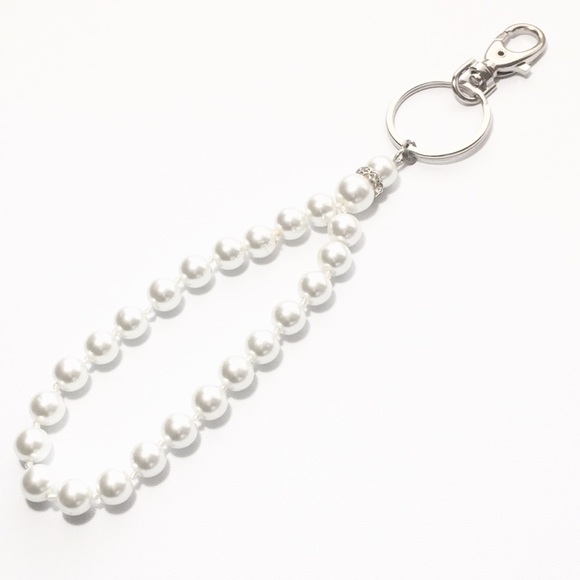Faux Pearl Wristlet Keychain Lanyard - Picture 6 of 6